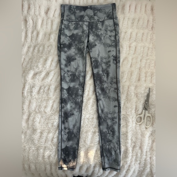 Athleta Blue-Gray Floral Crush Chaturanga Leggings Size S - Picture 2 of 8